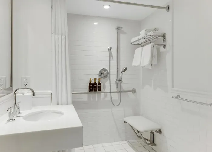 4 star hotel: Revere Hotel Boston Common